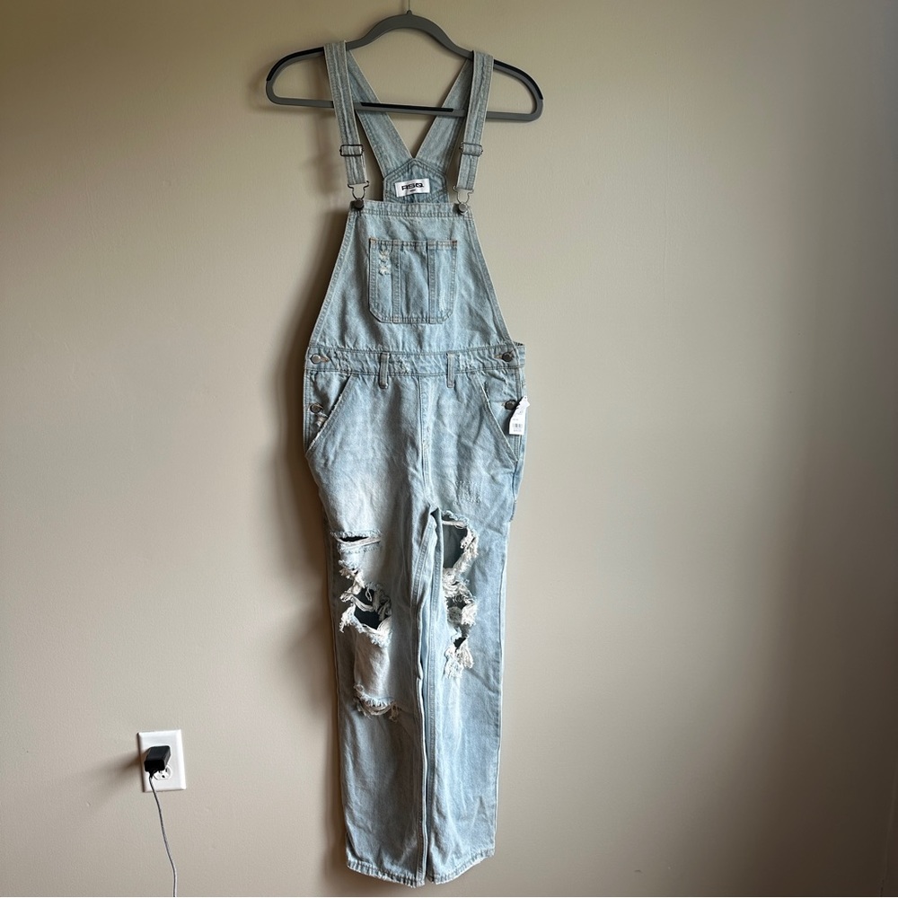 NWT RSQ Distressed Light Wash Jean Overalls M